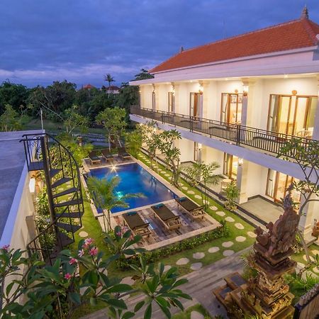 Lila Loka Homestay Canggu Esterno foto