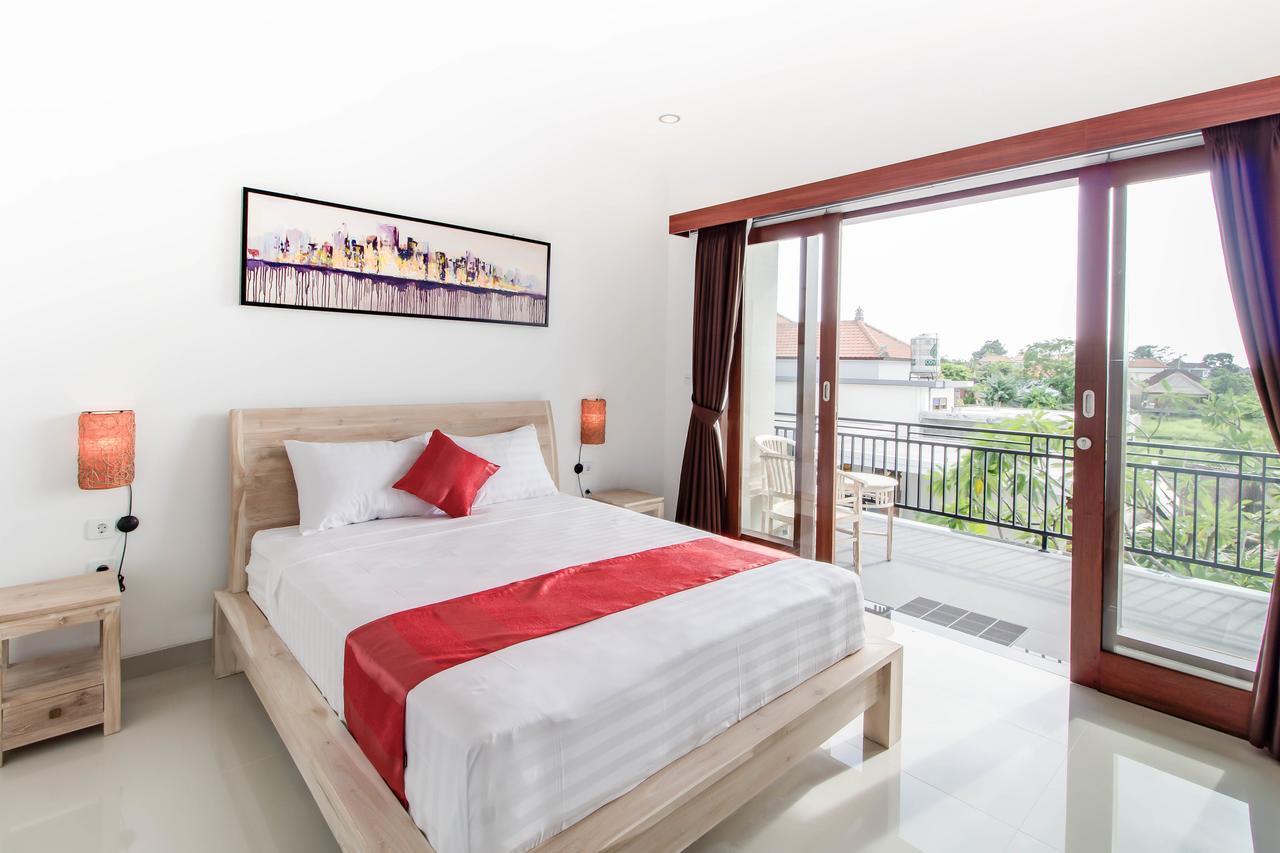 Lila Loka Homestay Canggu Esterno foto